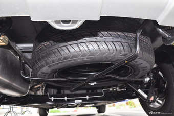 2016款风行S500 1.6L手动豪华型 皓月灰