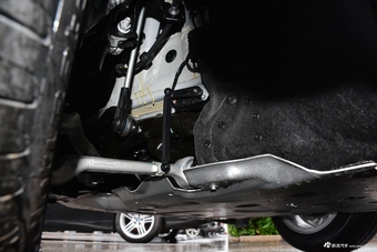 2018款宝马3系1.5T自动318i