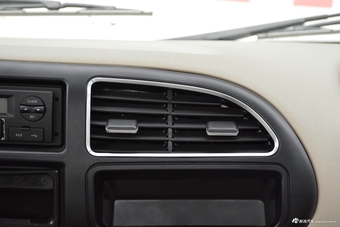 2017款特顺2.4L手动商务型短轴中顶11/12座4G69S4N