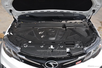 2018款东南DX3 SRG 1.5T自动旗舰型