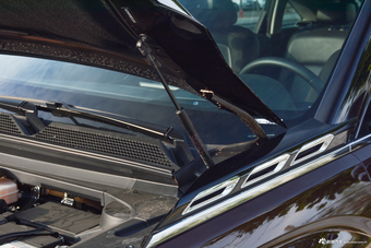 2017款冠道2.0T自动370TURBO四驱至尊版