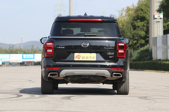 2017款传祺GS8 2.0T自动两驱尊贵版320T