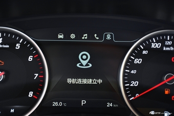 2017款宝骏560 1.5T DCT旗舰型7座