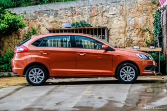 2015款风云2 1.5L手动新意版