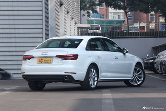 2017款奥迪A4L 2.0T自动40TFSI风尚型 