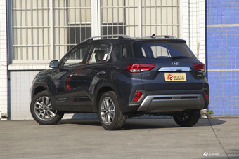 2018款现代ix35 2.0L自动两驱智勇·畅享版