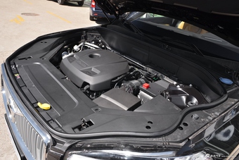 2018款沃尔沃XC90升级版 2.0T自动 T6智逸版