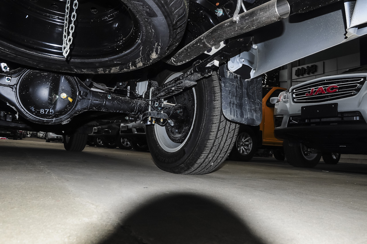 2015款帅铃T6 2.0L手动汽油旗舰型HFC4GA3-3D