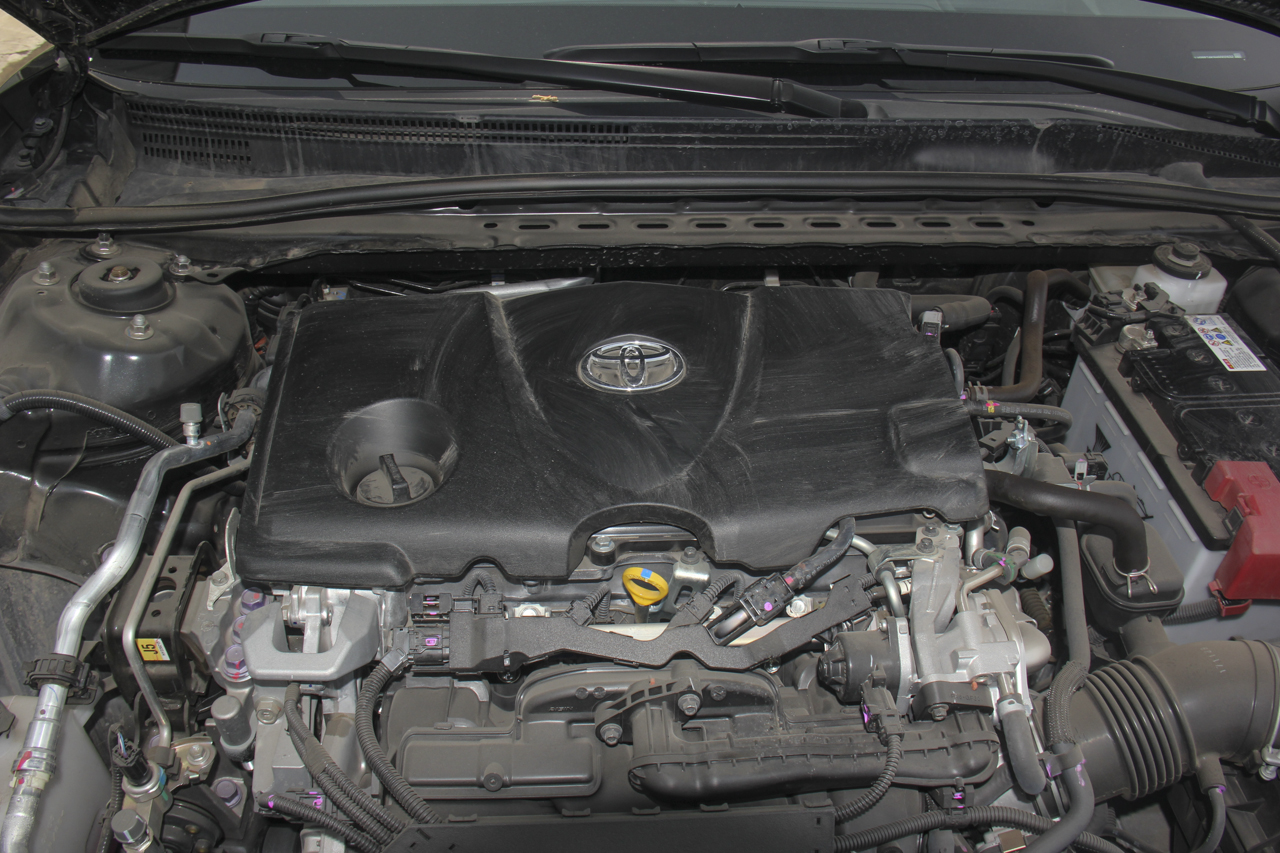 2018款凯美瑞2.5HQ自动旗舰版