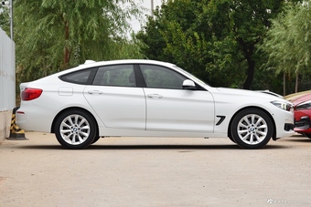 2018款宝马3系GT 2.0L自动320i时尚型