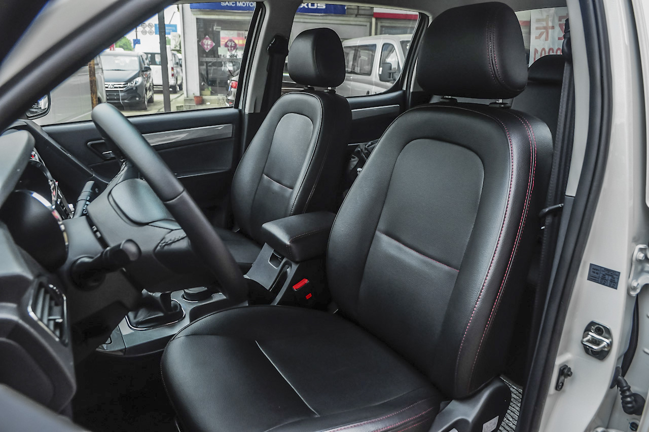 2015款帅铃T6 2.8T手动柴油新锐型长轴HFC4DA1-2C