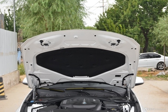 2018款宝马3系GT 2.0L自动320i时尚型