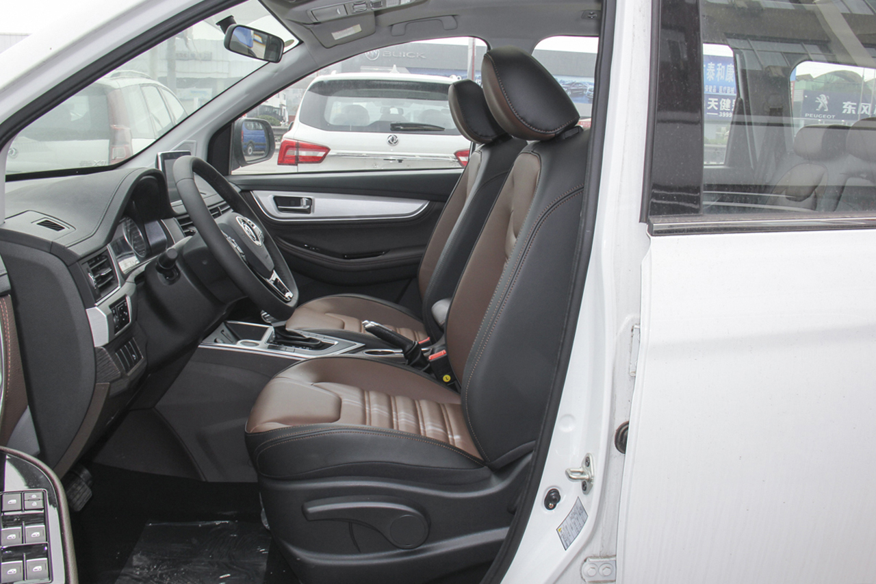 2017款景逸X6 乐享系列1.5T自动豪华型