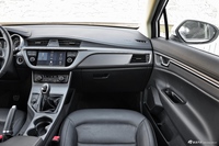 2016款帝豪GS 1.8L手动领尚型运动版