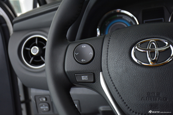 2018款卡罗拉双擎1.8L自动E-CVT智尚版