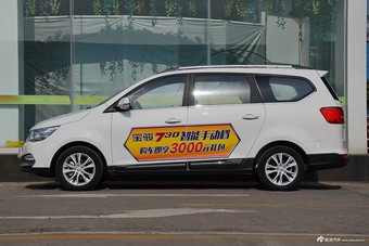 2016款宝骏730 1.8L AMT智能手动7座豪华型 7座