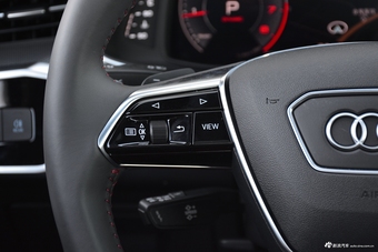 2019款奥迪A6L 45TFSI quattro 豪华致雅版