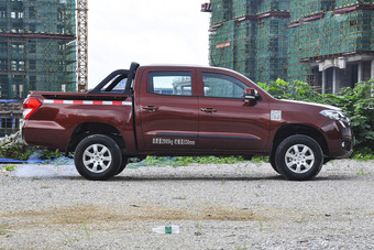 2015款雄师F22 1.9T手动两驱柴油标准型