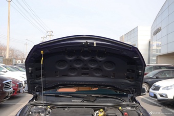 2017款英菲尼迪QX30 2.0T自动四驱运动版