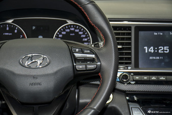 2016款领动 1.4T自动炫动旗舰型