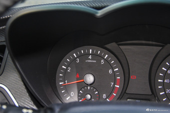 2015款经典福美来1.6L手动精英版