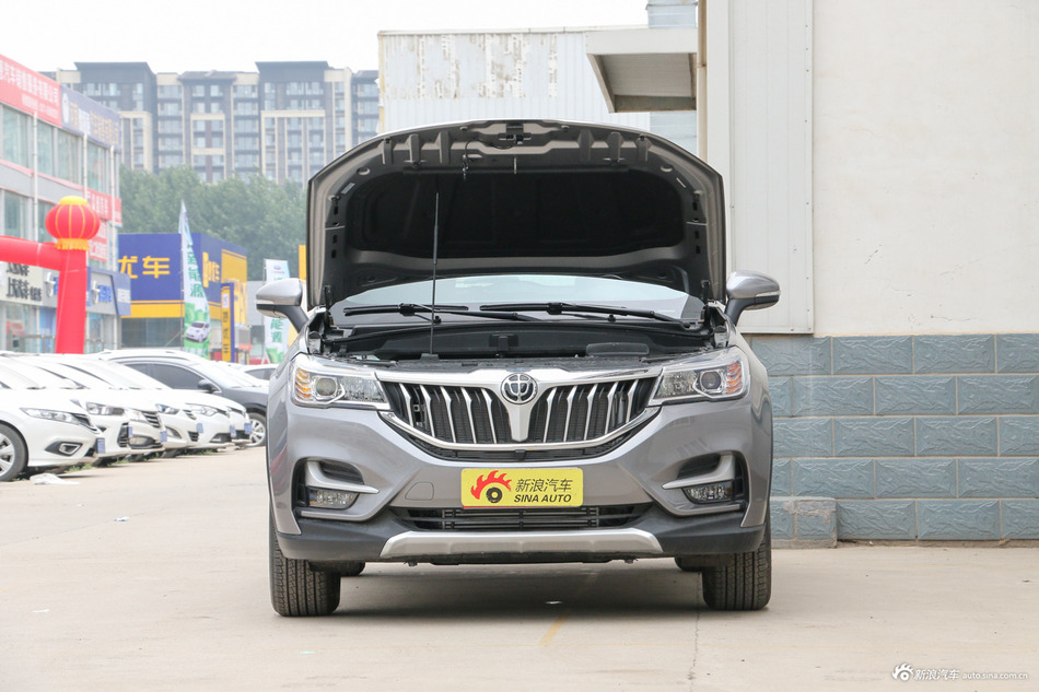 2018款中华V6 1.5T自动豪华型