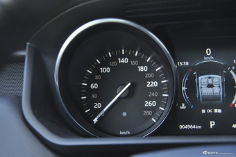 2016款揽胜运动版3.0自动V6 SC HSE