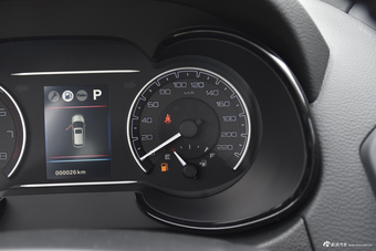 2018款东风风神AX7 1.6T自动豪华型