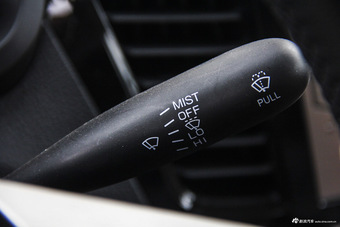 2015款中兴威虎TUV 2.8T手动柴油两驱超值版大双