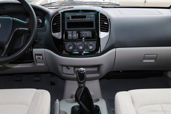 2017款菱智M3L改款1.6L手动7座舒适型