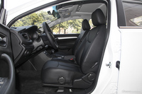 2018款荣威360 PLUS 1.5L自动尊享版