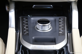 2017款众泰T700 1.8T自动尊享型