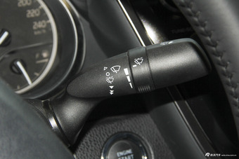 2018款凯美瑞2.5Q自动旗舰型