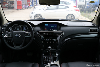 2018款雄师F22 1.9T自动两驱柴油旗舰型D19TCIE2