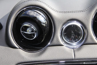 2015款捷豹XJL 3.0L自动SC两驱尊享商务版