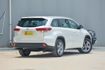 2018款汉兰达2.0T自动四驱至尊版7座