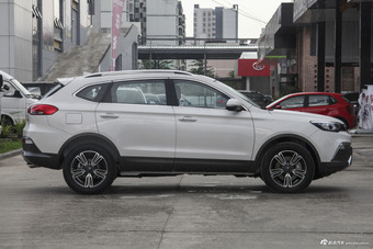 2017款猎豹CS10 2.0T自动豪华型