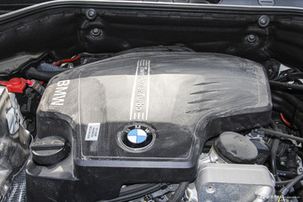 2015款宝马5系GT 2.0T自动528i豪华型