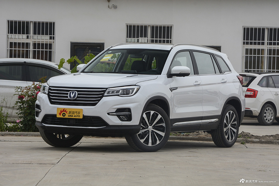 2018款长安cs7515t自动雅智型国v
