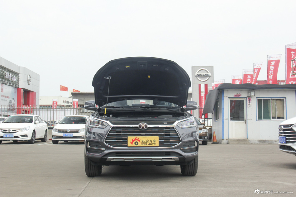 2019款比亚迪宋1.5TI手动智联越动型