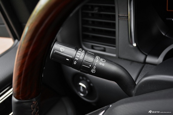 2017款领航员 3.5T自动墨版