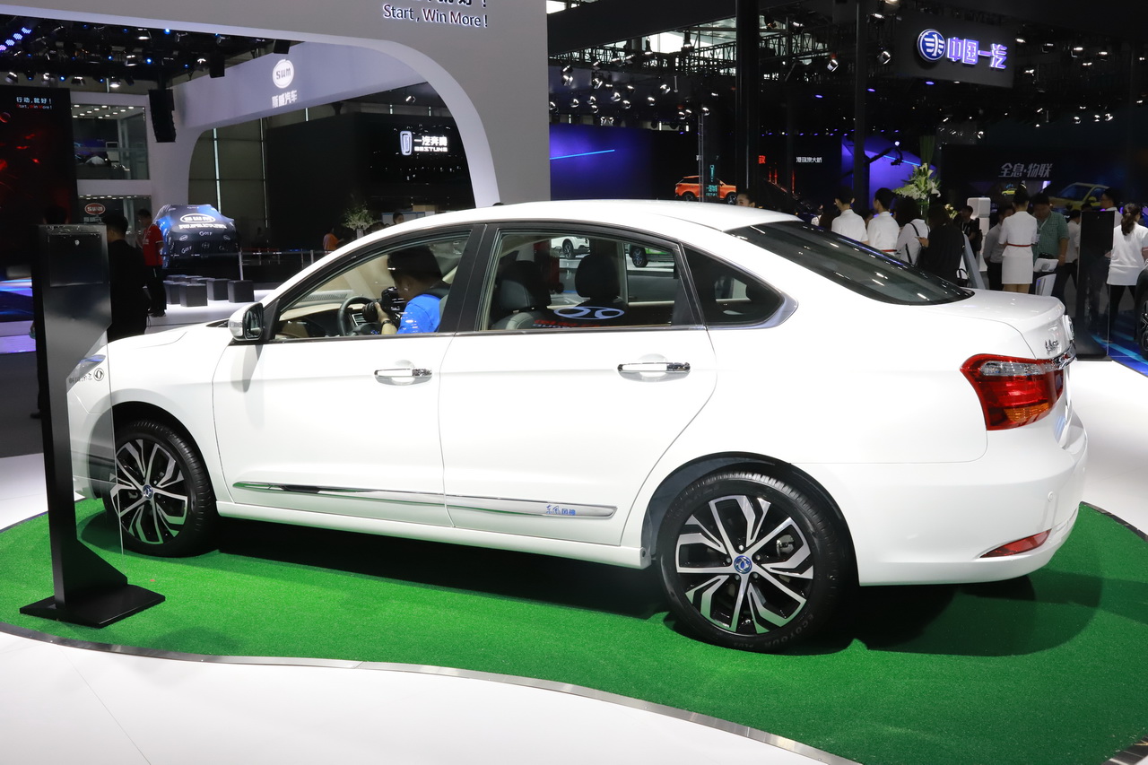 2018广州车展实拍：风神E70新能源