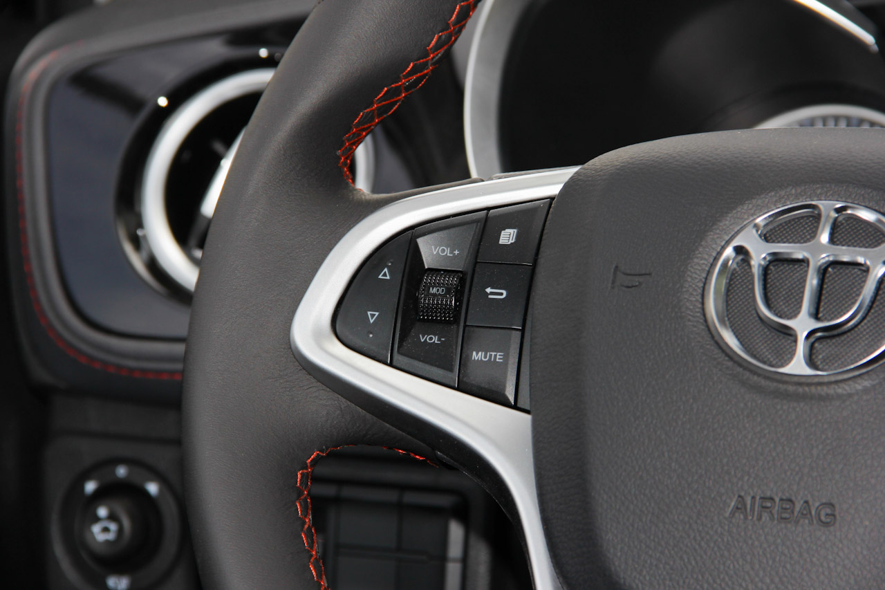 2016款中华V3 1.5L手动智能型