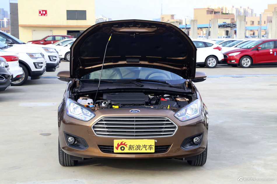 2017款福睿斯1.5L自动舒适型