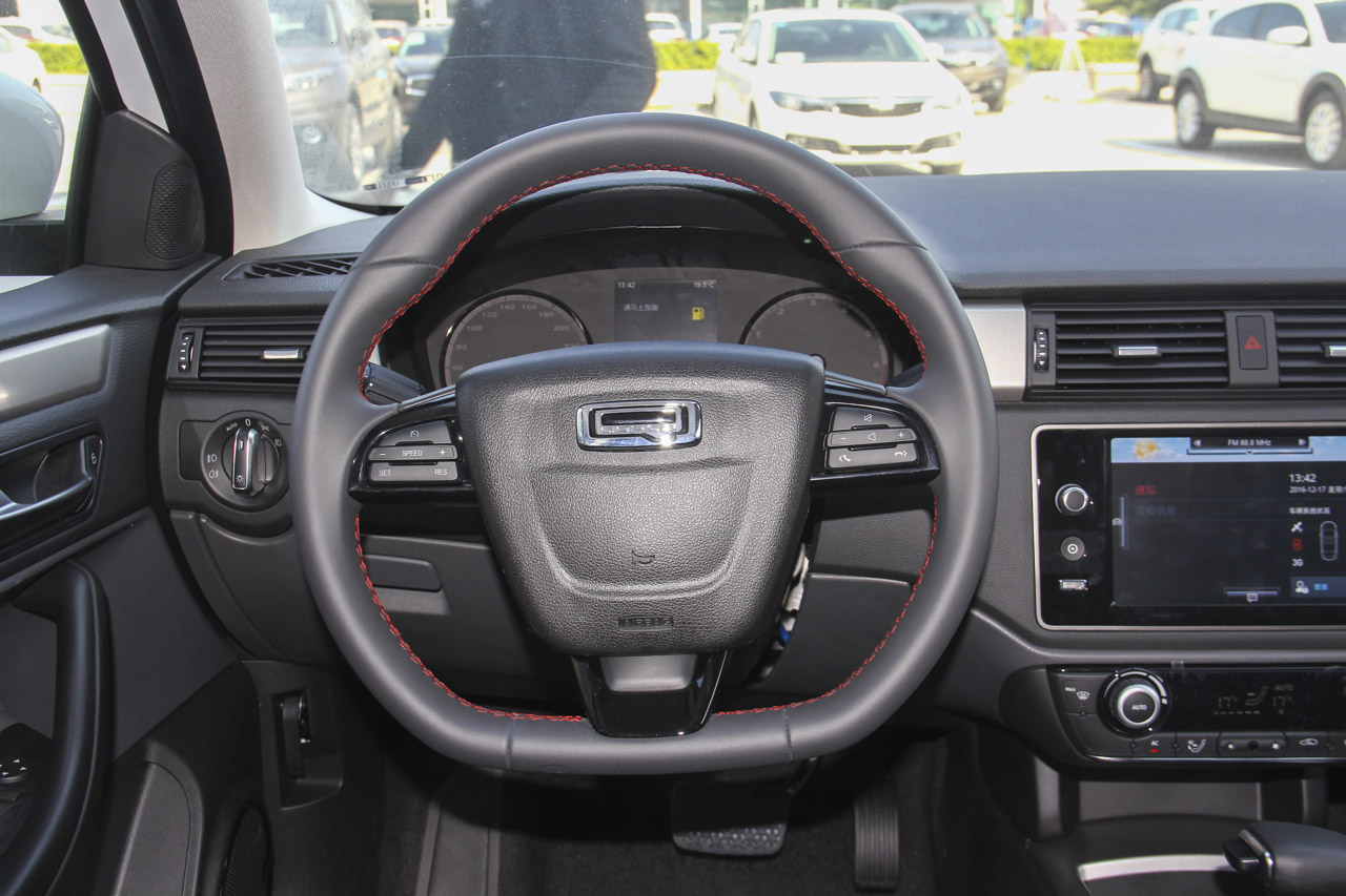 2016款观致3三厢1.6T自动致酷型