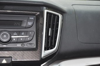 2015款启辰T70 1.6L手动睿行版