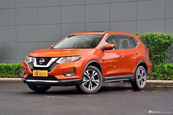 2017款奇骏2.5L自动CVT七座领先版 4WD图片