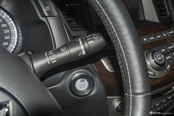 2017款英菲尼迪QX60 2.5T Hybrid四驱全能版