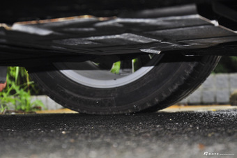 2013款蒙迪欧2.0T自动200豪华型