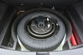 2017款宝骏560 1.5T DCT旗舰型